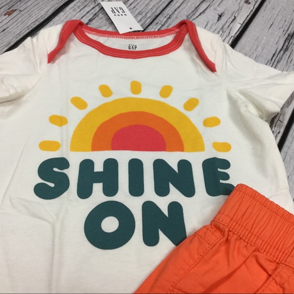 Gap Boys 3 6 Month Sun Top & Orange Shorts Outfit - Picture 3 of 4